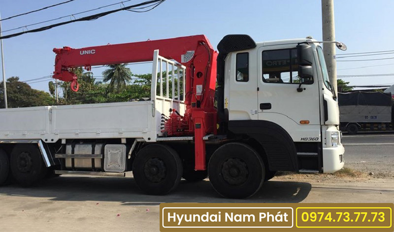 Xe tải 17 Tấn Hyundai HD360 5 Chân Gắn Cẩu Unic 5 Tấn 4 Khúc URV 554